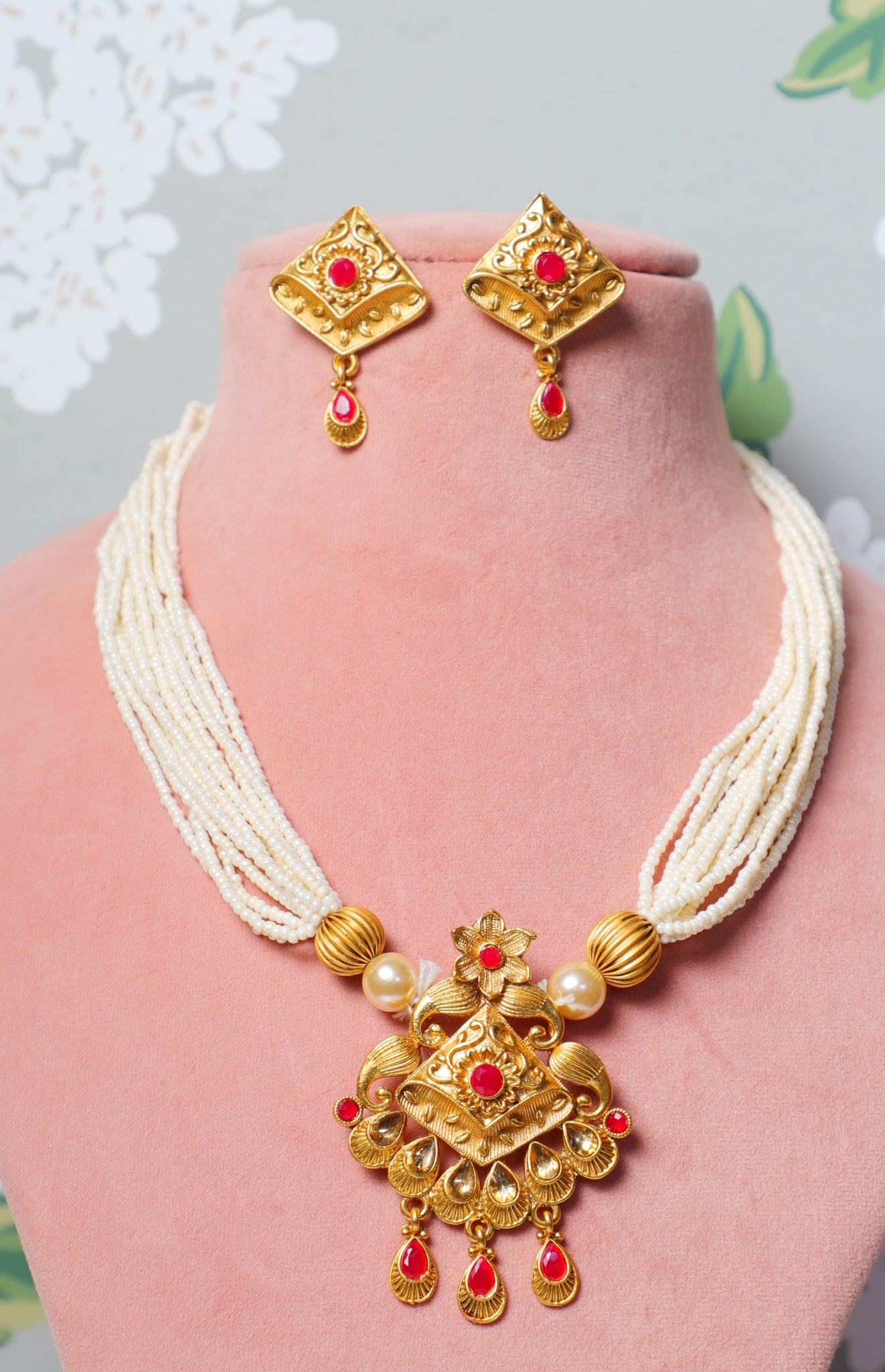 Golden Akshita Brass Temple Jewellery Set